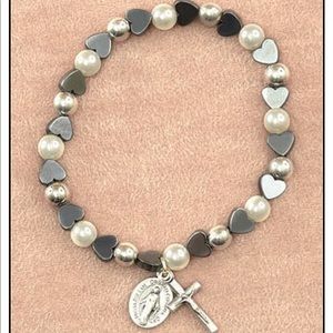 New Hematite Heart with Pearl Bracelet